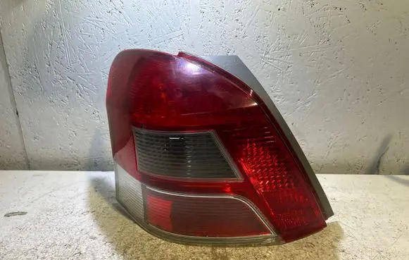 Toyota Yaris Rear/tail lights