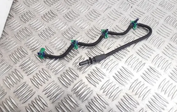 Ford Focus Fuel injector supply line/pipe 