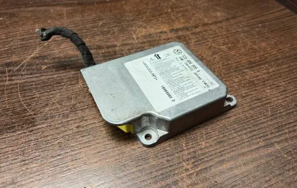 Volkswagen Transporter - Caravelle T5 Airbag control unit/module 1C0909605A 5WK43122