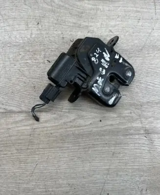 Renault Megane III Tailgate/trunk/boot lock/catch/latch 846307169R 40557160