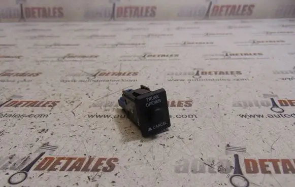 Tailgate opening switch