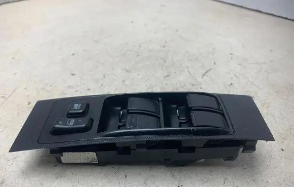Toyota Corolla Verso AR10 Front door window switch trim 742320F010 663S204C