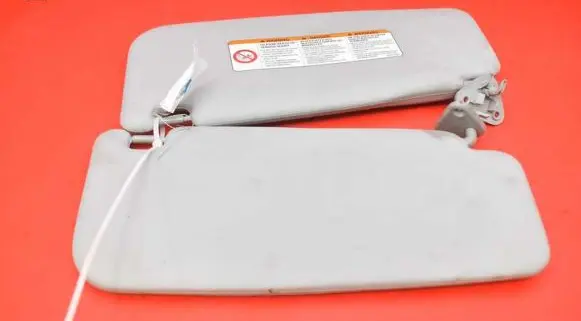 Mitsubishi Outlander Sun visor