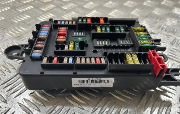 BMW X5 F15 Fuse module 9316569