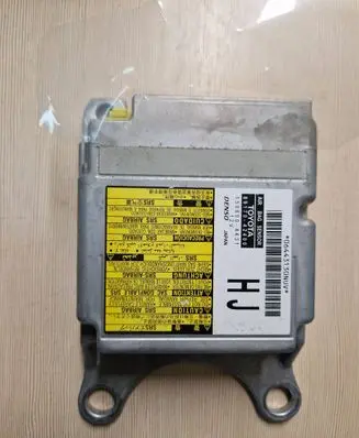Toyota RAV 4 (XA40) Airbag control unit/module 8917042400 1508004431 06443130