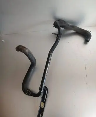 Audi A8 S8 D3 4E Engine coolant pipe/hose 4E0121399B