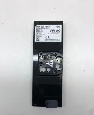 Volkswagen Golf VIII Aerial antenna amplifier 5WA035741B