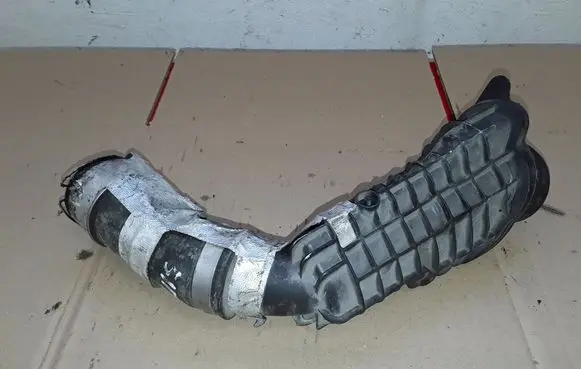 Dacia Dokker Intercooler hose/pipe NOCODE