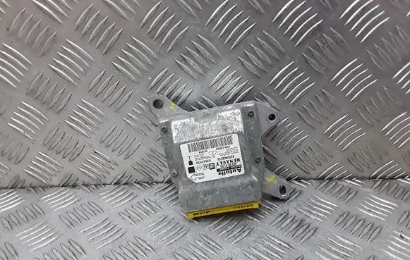 Renault Trafic II (X83) Airbag control unit/module 8200402592