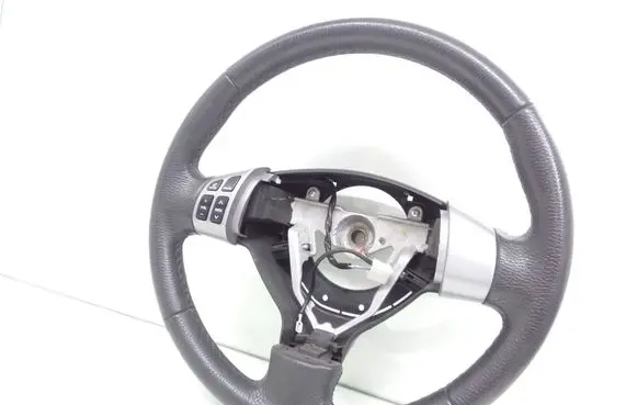 Suzuki Swift I Steering wheel GS13105610