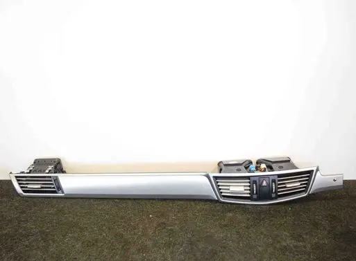 Mercedes-Benz E W212 Dashboard air vent grill cover trim 