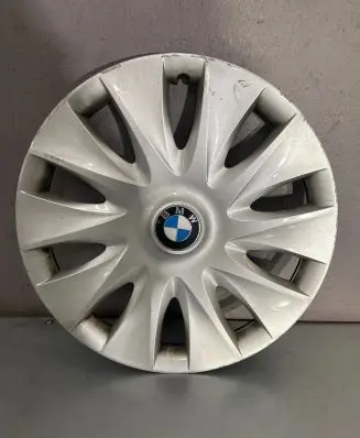 BMW 1 F20 F21 R16 wheel hub/cap/trim 6791806 17812610