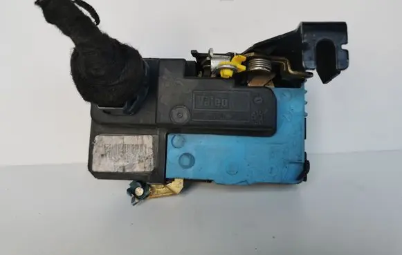 Volvo XC90 Front door lock