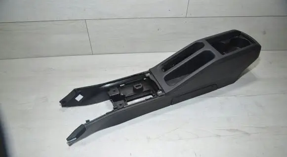 Dacia Duster II Center console 6854000
