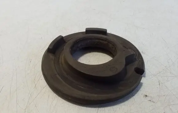 Audi A6 S6 C6 4F Front coil spring rubber mount 4F0412109
