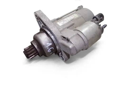Volkswagen Caddy Starter motor 0AM911023L