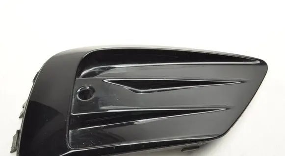 Volvo XC60 Front bumper lower grill 31449129