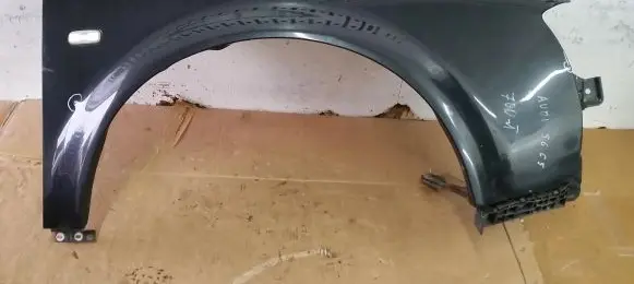 Audi A6 S6 C5 4B Fender