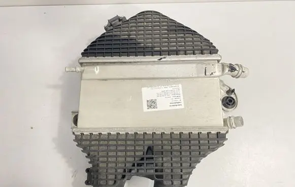 BMW M4 F82 F83 Intercooler radiator 7846235