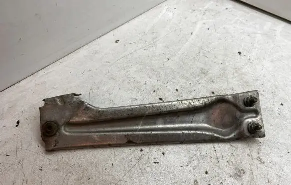 Audi A2 Fender mounting bracket 8Z0805458A
