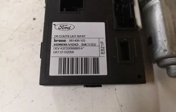 Ford Focus C-MAX Front door window regulator motor 5WK11572J 981406103