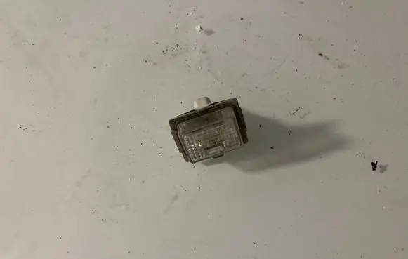 Mercedes-Benz E W212 Number plate light A2218200856