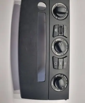 BMW 5 E60 E61 Climate control unit 6988502