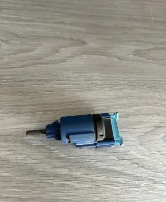Clutch pedal sensor
