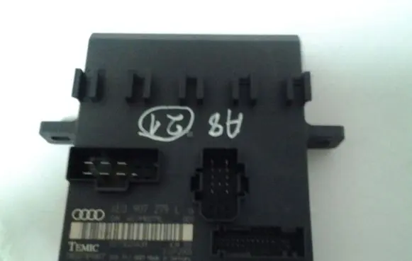 Audi A8 S8 D3 4E Comfort/convenience module 4E0907279L 4E0910279L