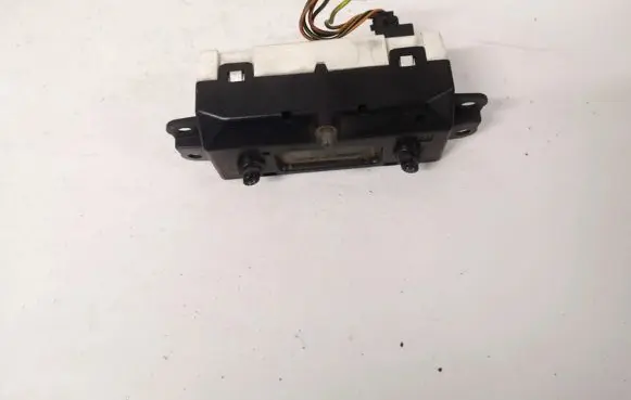 Ford Focus Screen/display/small screen b41ta