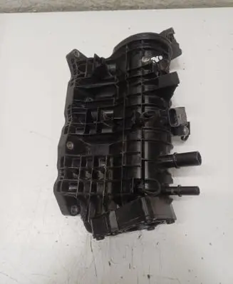 Ford Focus Intake manifold H6BG9424DA