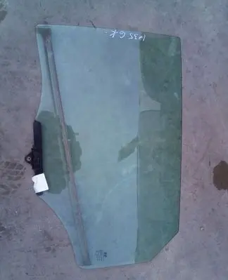 Hyundai ix35 Rear door window glass