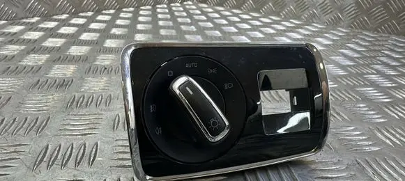 Skoda Superb B6 (3T) Light switch 3T0941431B