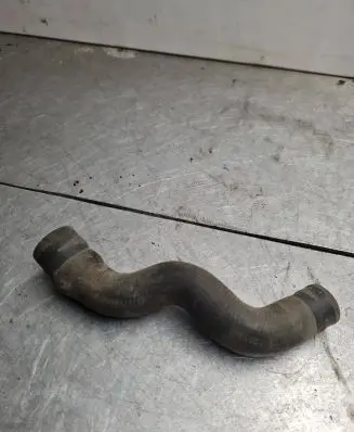 Volkswagen Transporter - Caravelle T4 Engine coolant pipe/hose 074121073R
