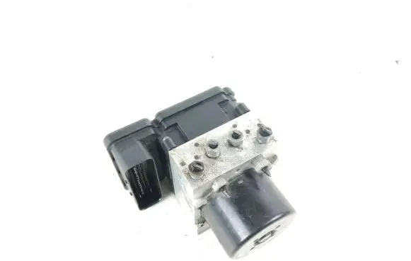 Volvo XC70 ABS Pump 31329139 P31400543