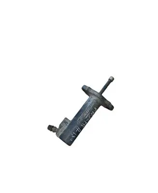 Volkswagen PASSAT B4 Clutch slave cylinder 357721261