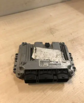 Citroen C4 I Engine control unit/module 0281011629 9658944580 EDC16C34