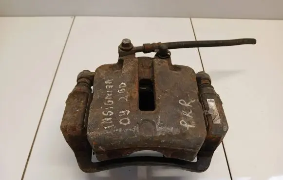 Opel Insignia A Front brake caliper