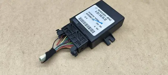 Mercedes-Benz R W251 Suspension control unit/module A2515450432