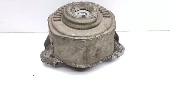 Mercedes-Benz GLK (X204) Engine mount bracket 