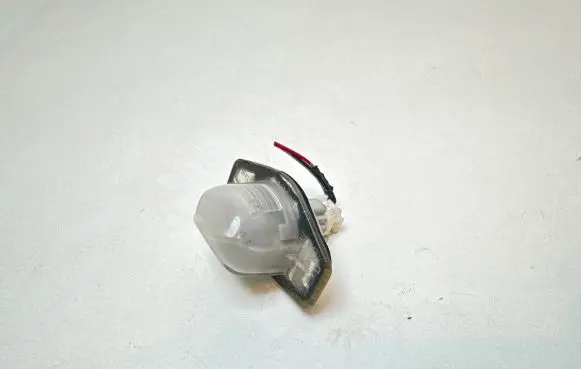 Honda CR-V Number plate light 8010