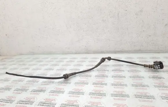 Volkswagen Touran I Rear ABS sensor wiring 1J0906102
