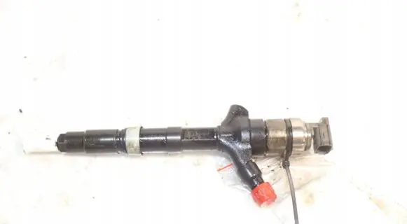 Fuel injector
