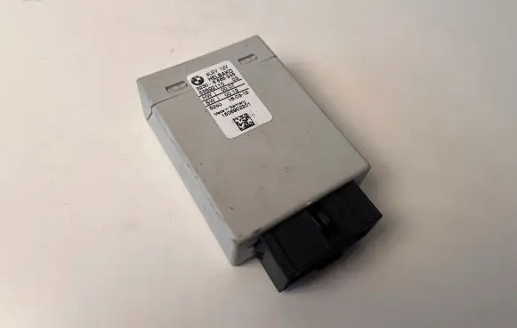 BMW X5 E70 Steering rack control module 6865245
