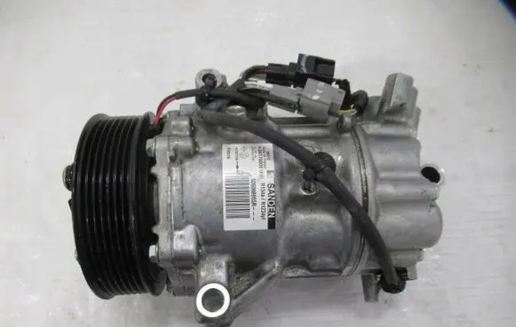 Nissan Juke II F16 Air conditioning (A/C) compressor (pump) 926008955R