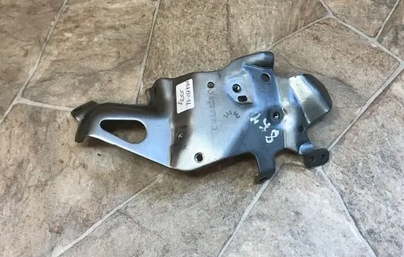Mercedes-Benz GL X166 Fuel pump bracket A2780700025