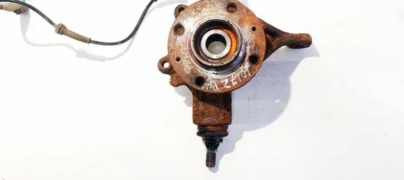 Citroen C4 I Front wheel hub 