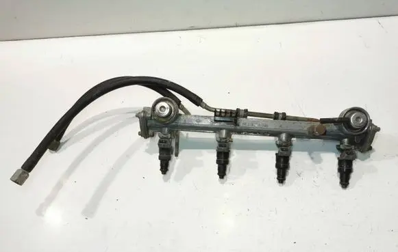 Mercedes-Benz C W202 Fuel main line pipe A1110780391 164002