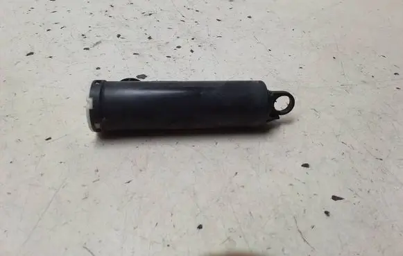 Ford Focus Glovebox shock absorber 6062352
