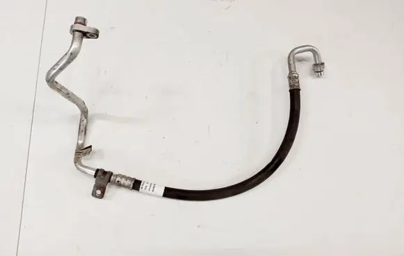 Renault Captur Air conditioning (A/C) pipe/hose 924901662